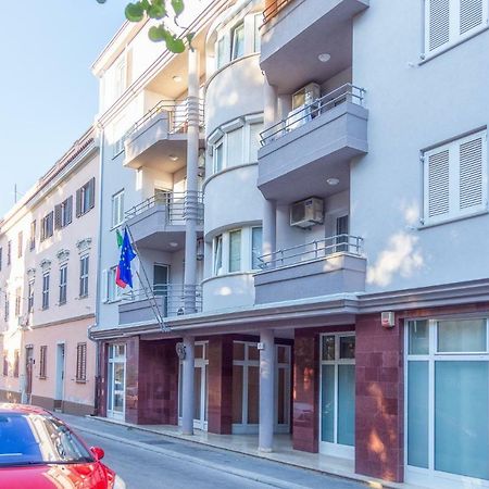 Apartment Monte Zaro Πούλα Εξωτερικό φωτογραφία