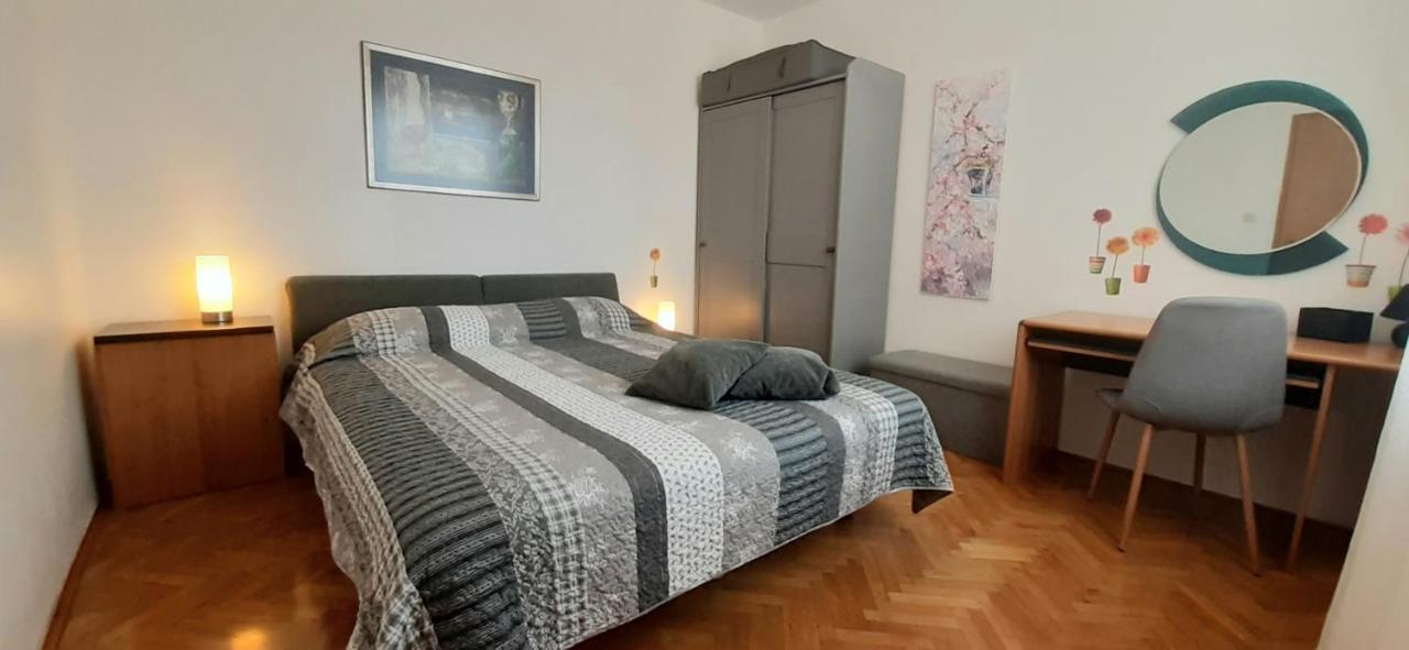 Apartment Monte Zaro Πούλα Εξωτερικό φωτογραφία